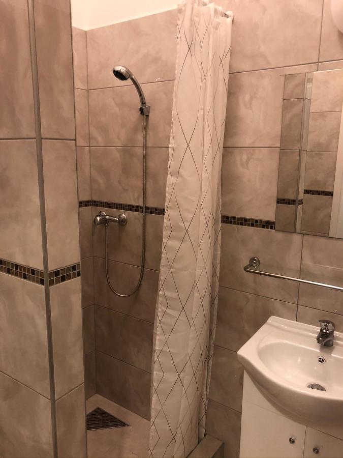 Omega Apartments Budapest Extérieur photo